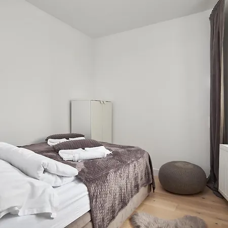 Platinum - Parking - Klimatyzacja - Winda - Self Check In شقة فروتسواف