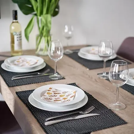 Apartament Platinum - Parking - Klimatyzacja - Winda - Self Check In Wrocław